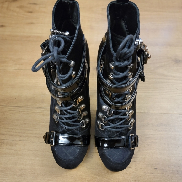Balenciaga Mock Lace-Up & Zip-Up Ankle Booties - Picture 4 of 16